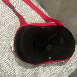 Nfinity shoe case